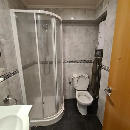 Apartment, Short Walk To The With Aircon *