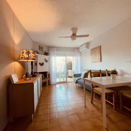 Apartamento Apartment, Short Walk To The With Aircon *