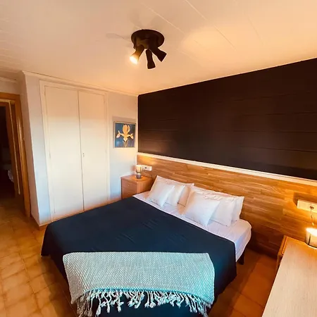 Apartamento Apartment, Short Walk To The With Aircon